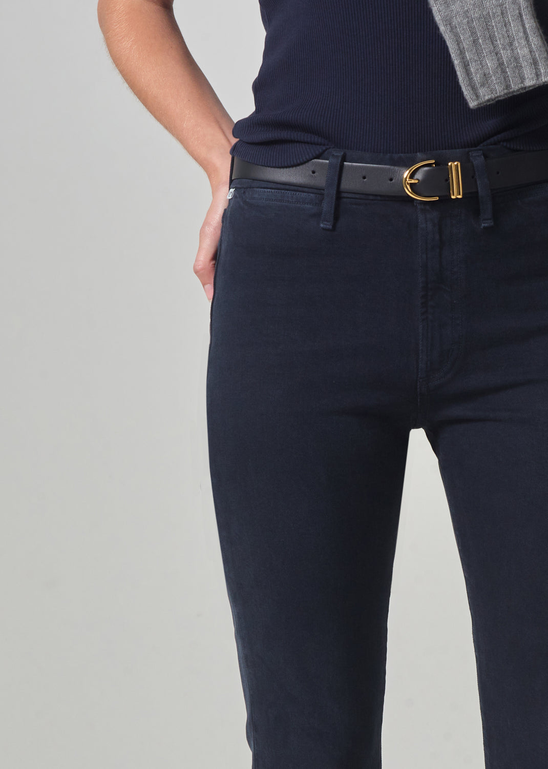 Isola Cropped Trouser in Navy