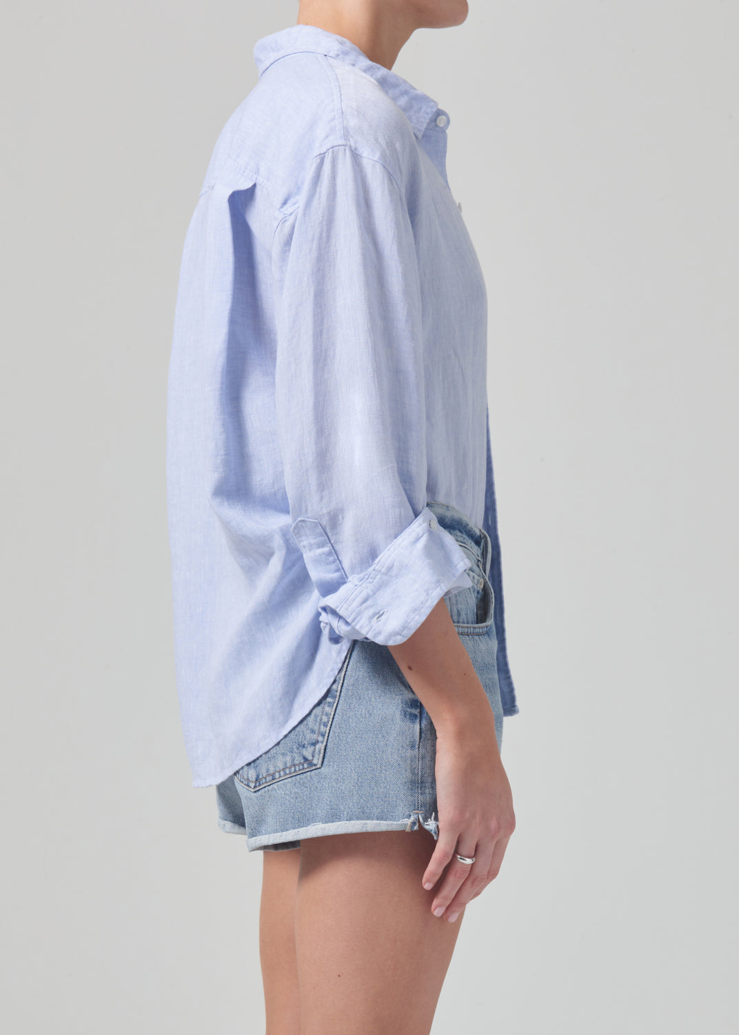 Kayla Shrunken Linen Shirt in Glint