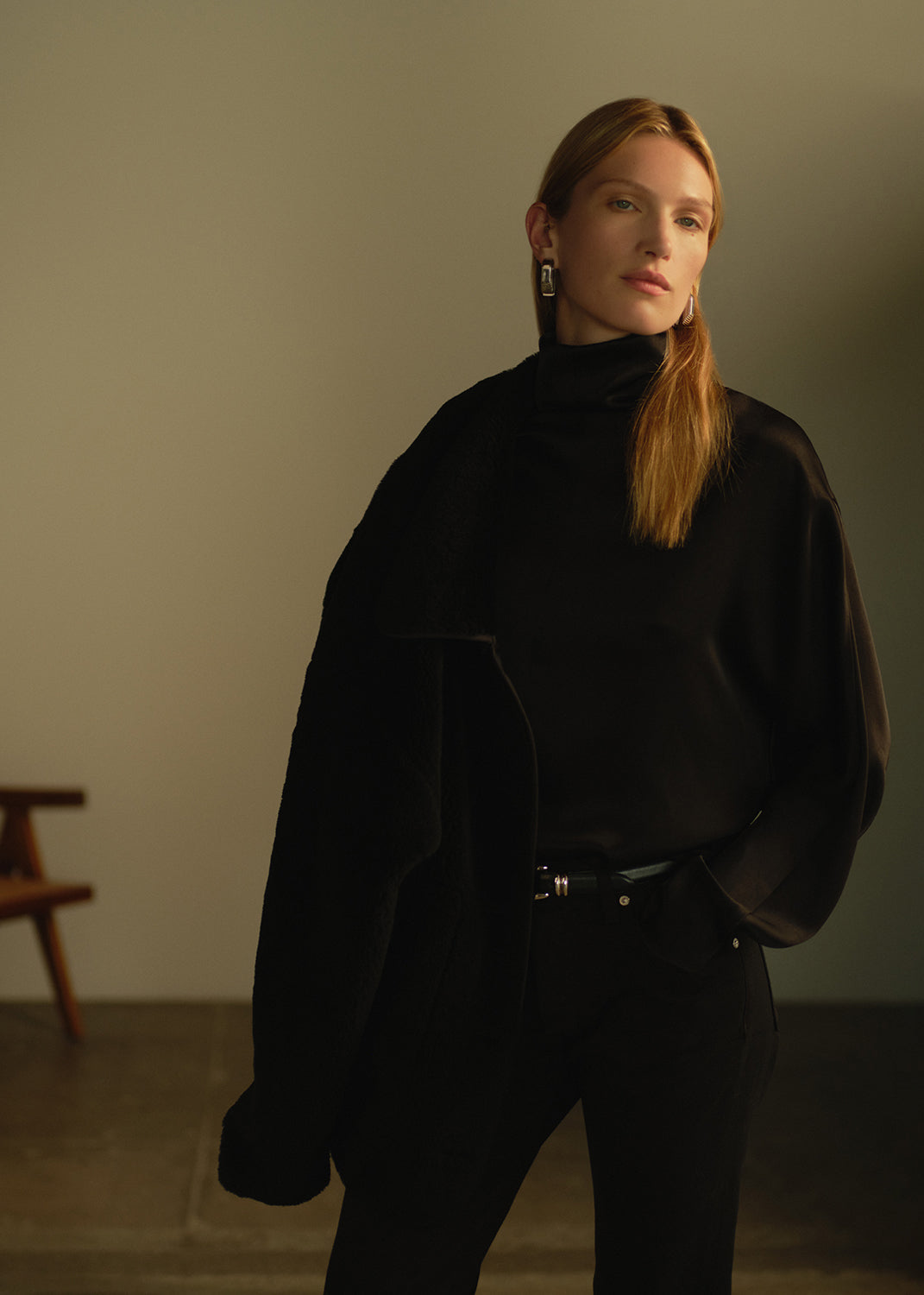 SAVANNAH_SOLID_BLACK_ASTRID_JACKET_BLACK_ILARIA_DRAPED_TOP_BLACK