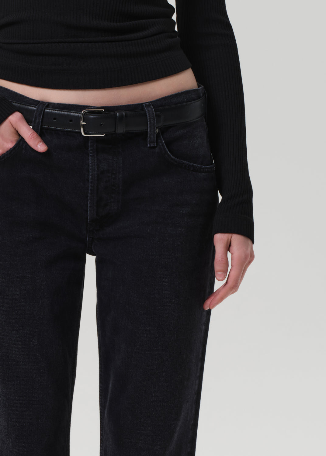 Neve Low Slung Relaxed in Voila detail