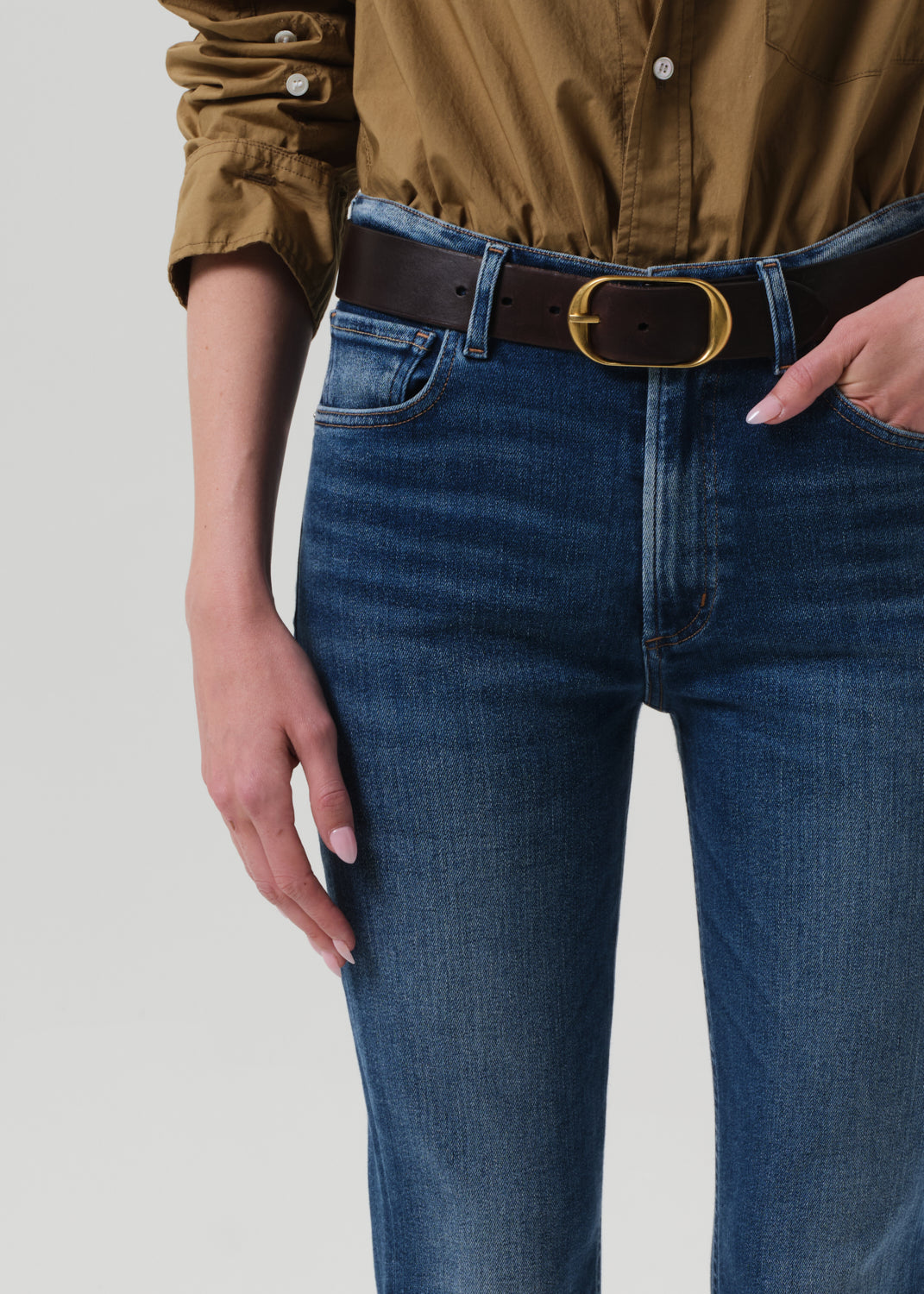 Isola Mid Rise Cropped Boot in Ambry detail