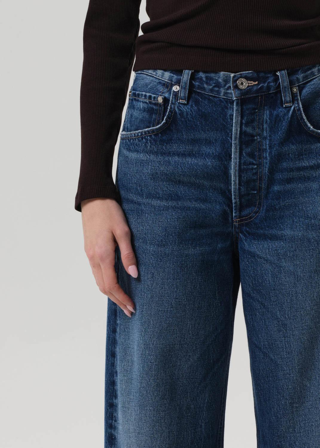 Ayla Baggy in Claremont detail