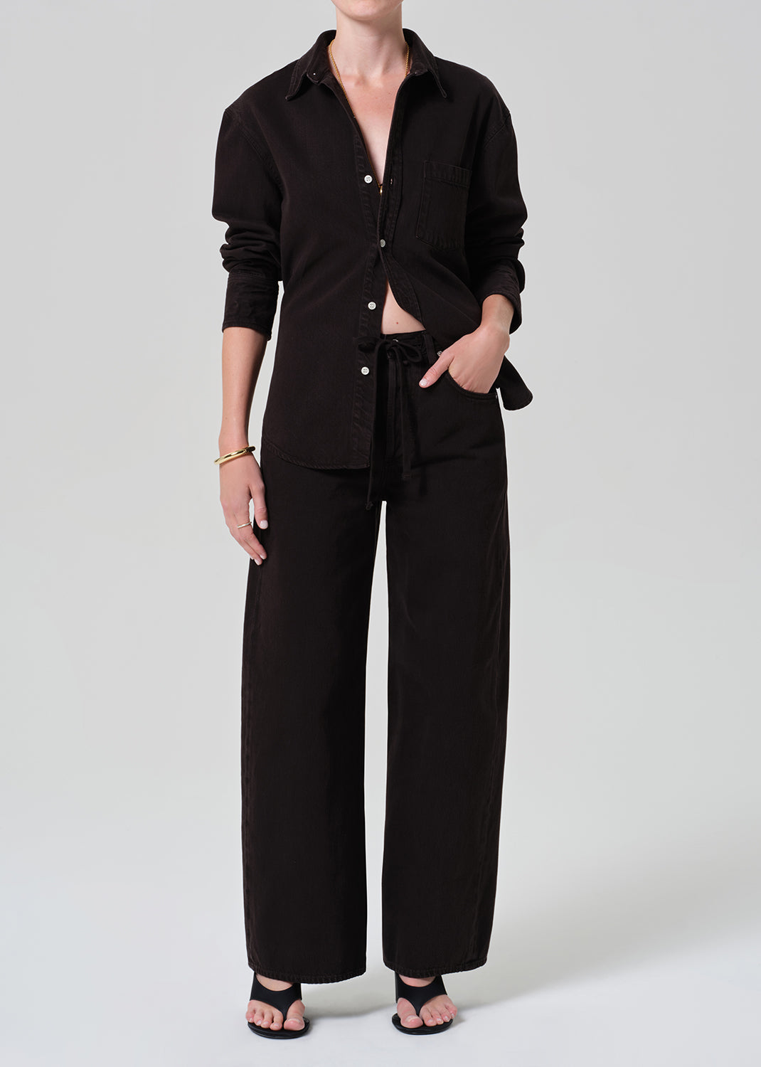 Brynn Drawstring Trouser
In Carob