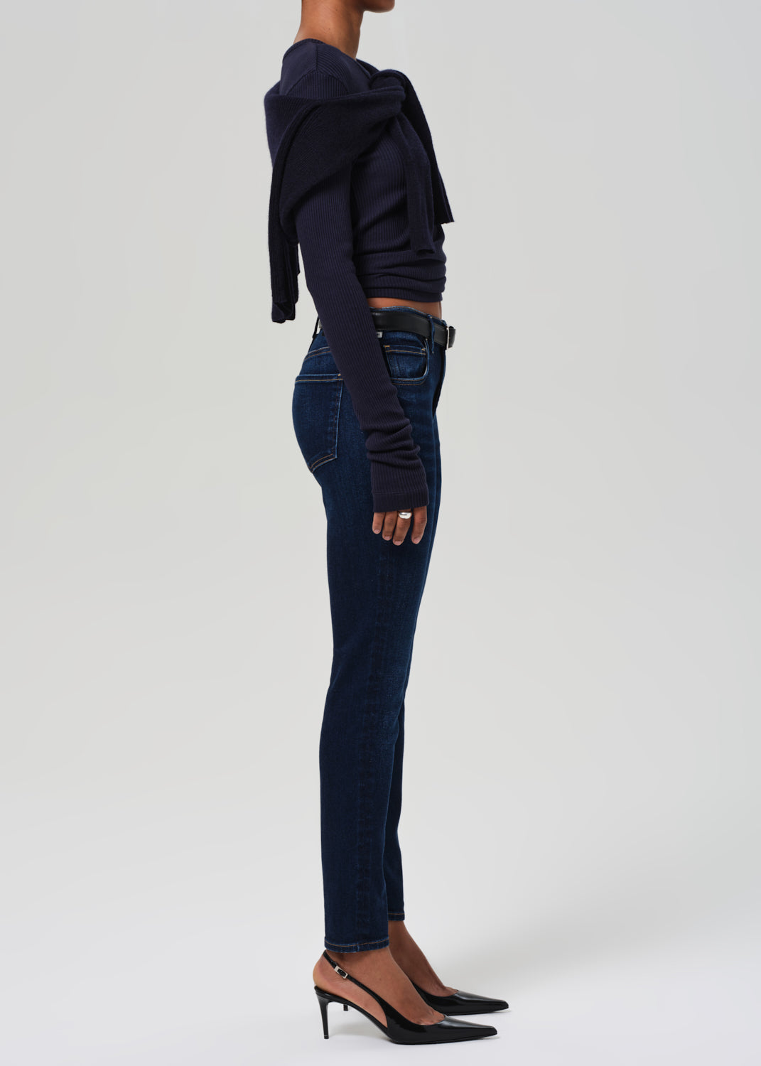 Sloane Skinny in Lotus side