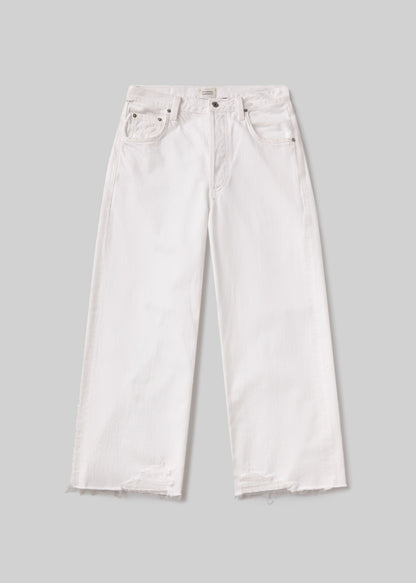 Ayla Raw Hem Crop in Harlow flat