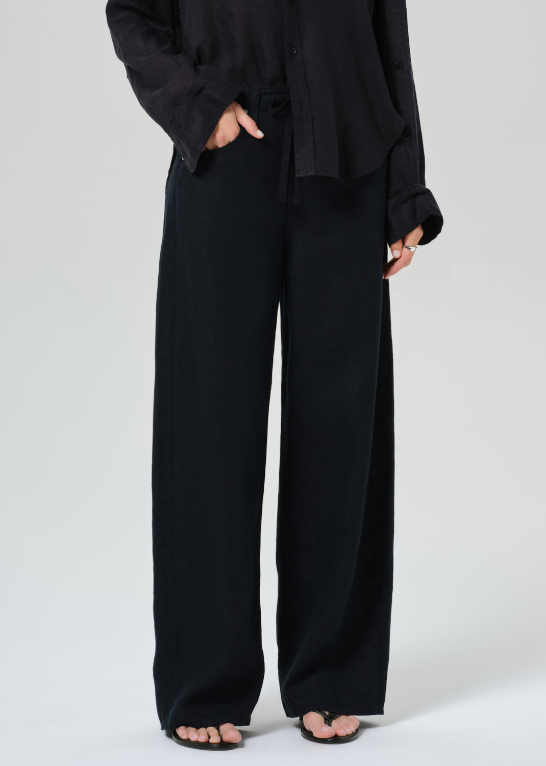 Brynn Drawstring Linen Trouser in Black – Citizens of Humanity