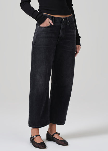  Miro Relaxed Jean in Domino close front