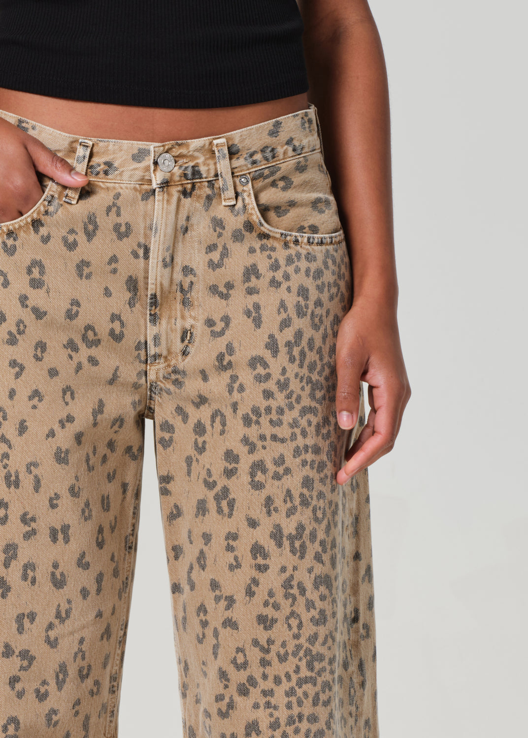 Miro Relaxed Jean in Natural Cheetah detail