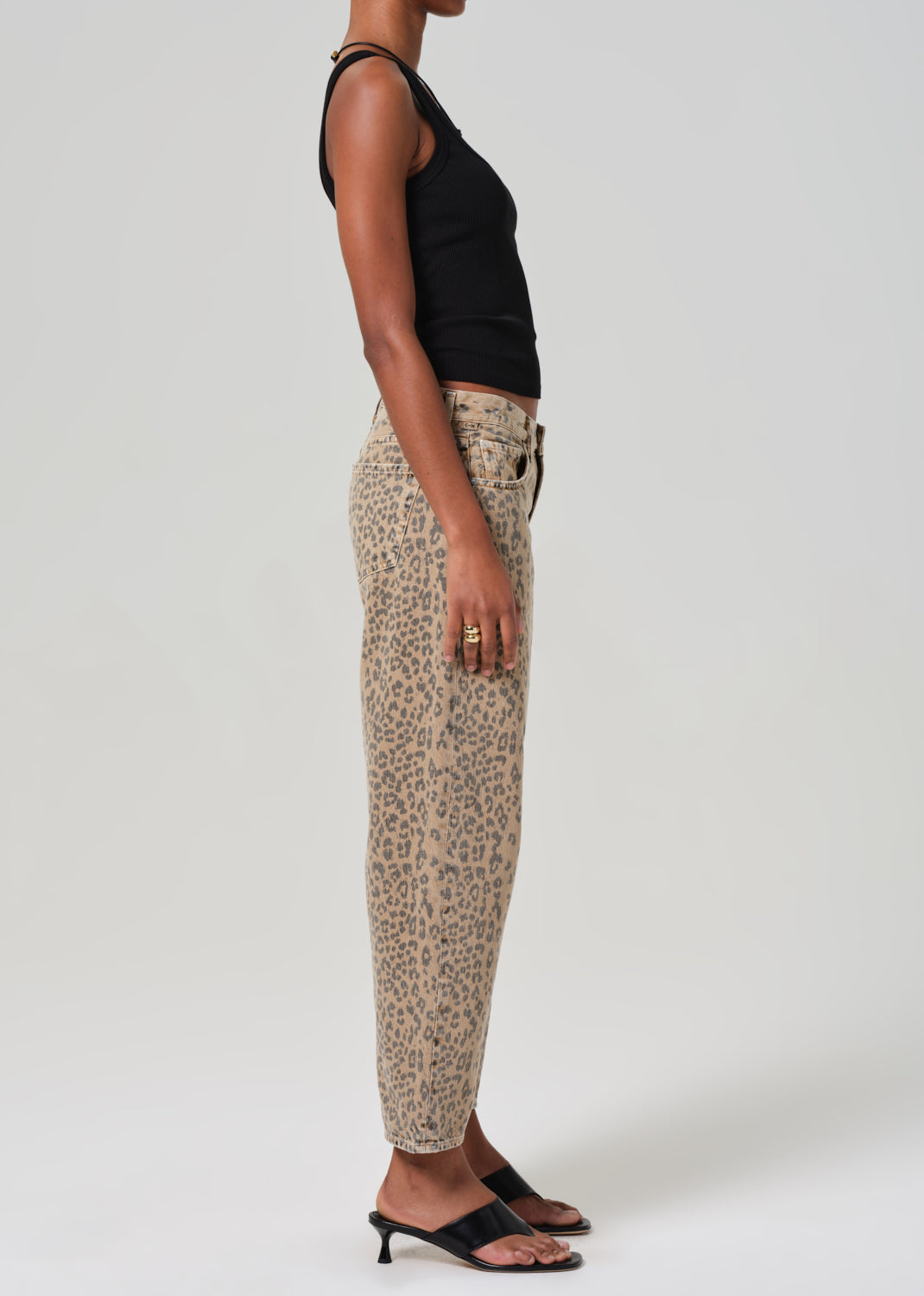 Miro Relaxed Jean in Natural Cheetah side