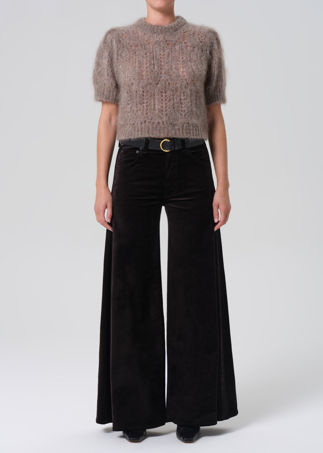 Amari Ultra Velvet Pant
In Black