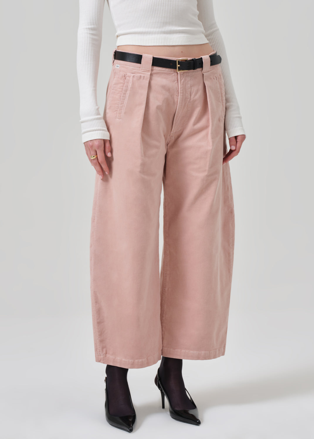 Cara Cropped Pleated Trouser Corduroy in Roselle clsoe front