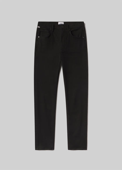 Isola Slim in Plush Black flat