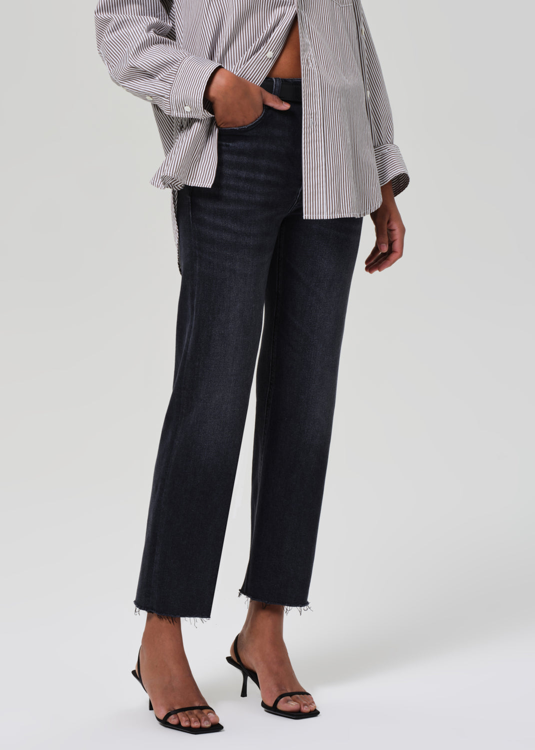 Palma Straight Raw Hem In Bezal