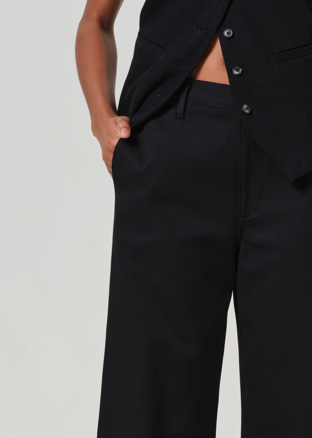 Ayla Polish Trouser in Black detail