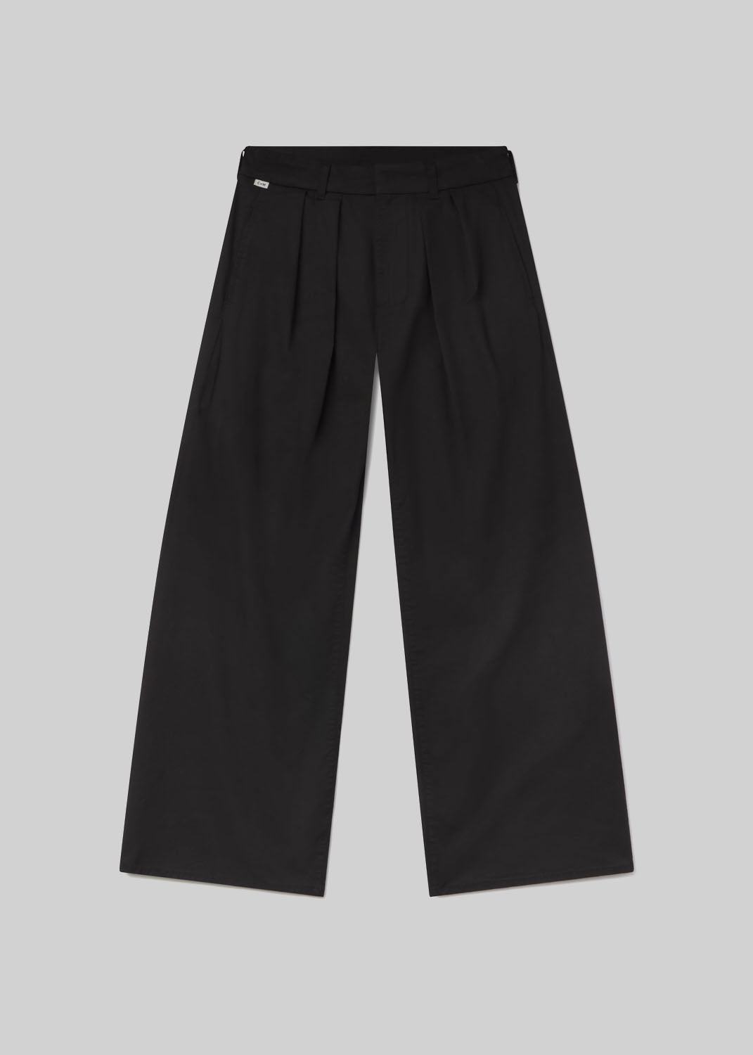 Petra Pleated Trouser in Black flat