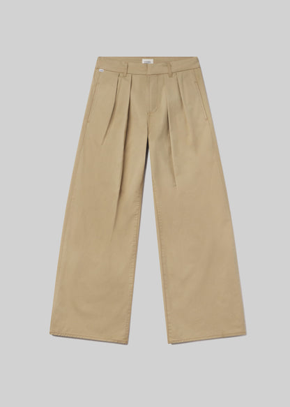 Petra Pleated Trouser in Catalina flat