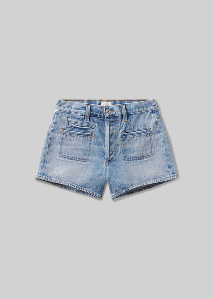 Marlow Welt Pocket Short in Emblem flat