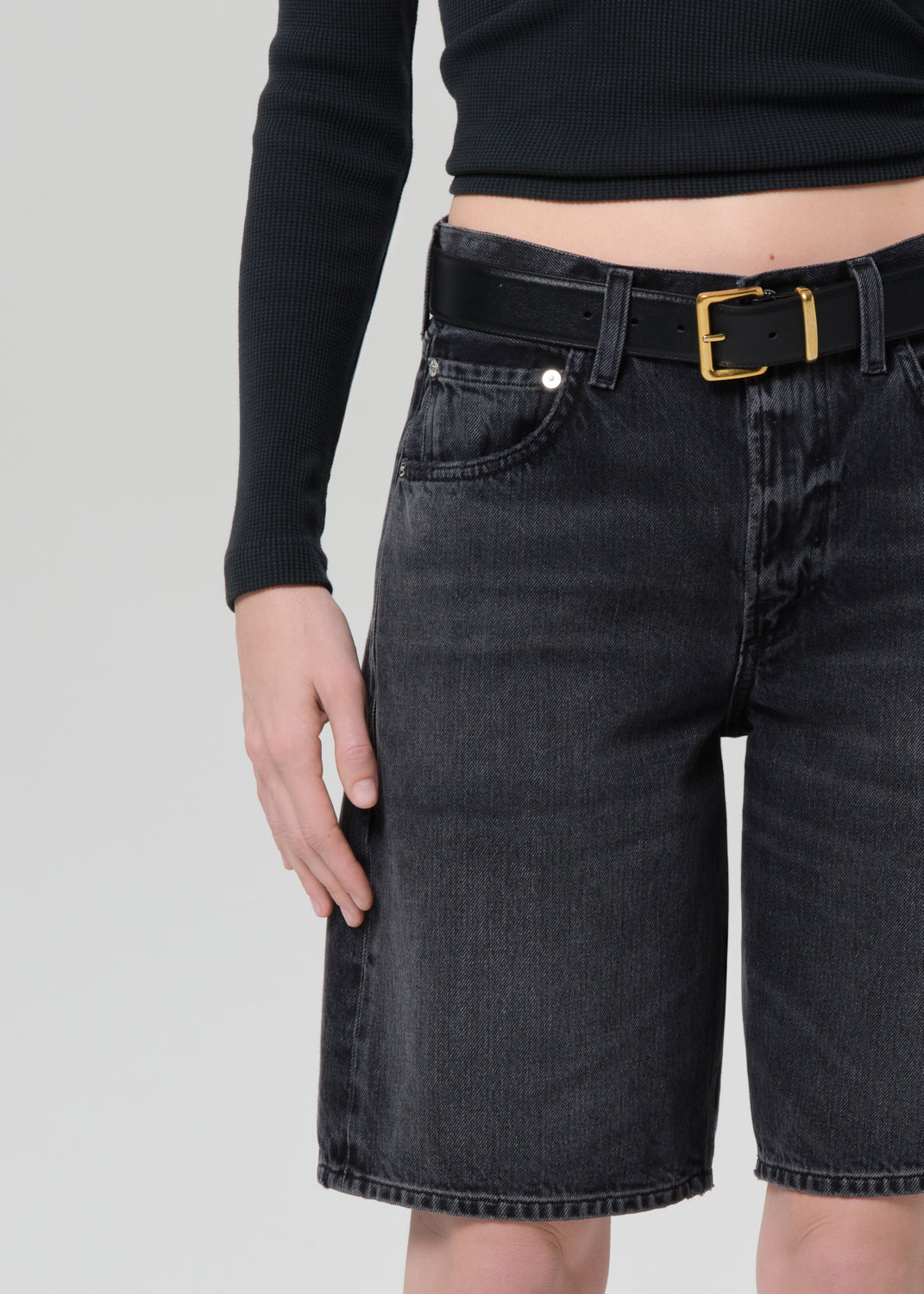 Court Short in Vintage Black
