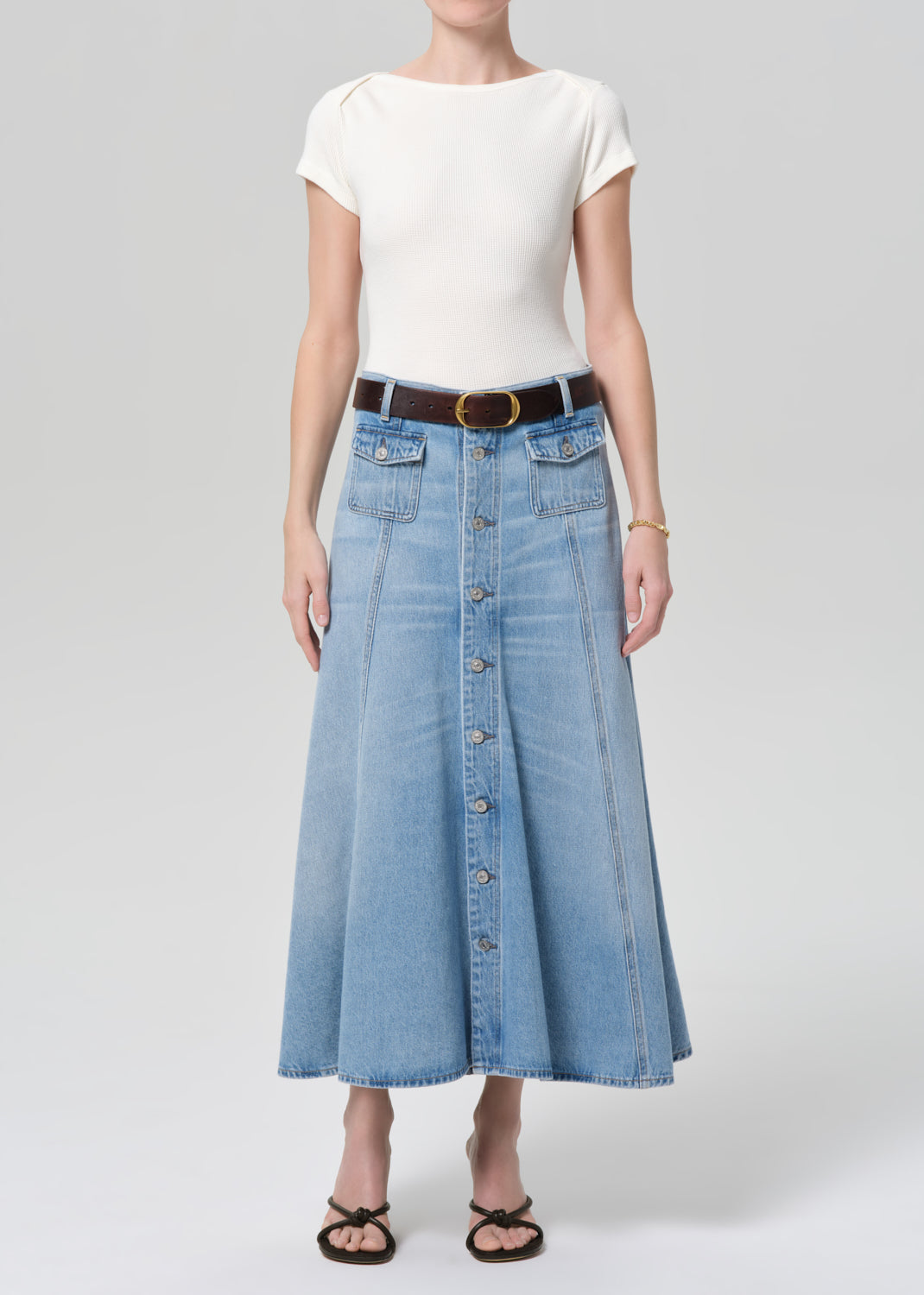 Devin Patch Pocket Maxi Skirt
In Vienne from Citizens of Humanity - $338