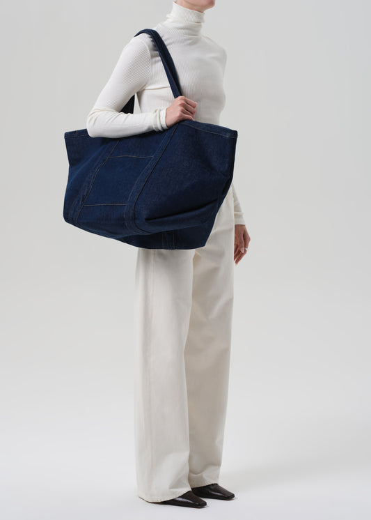 Large H Sculpture Tote in Amherst