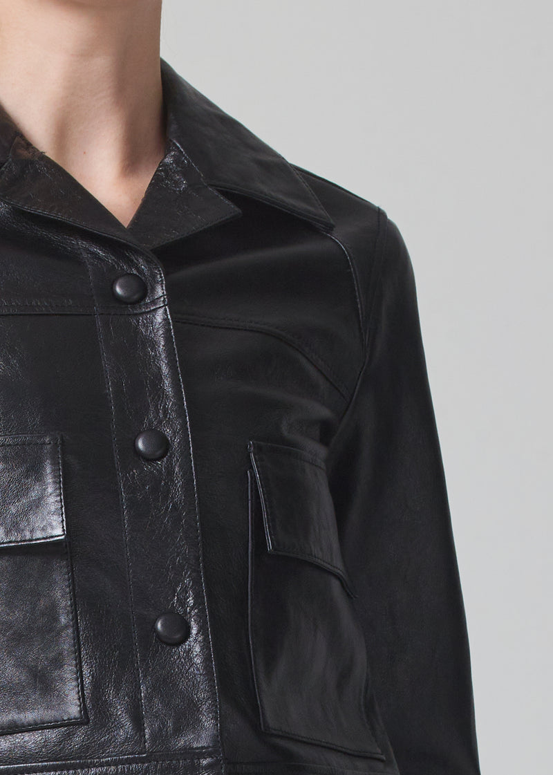 Belle Leather Jacket in Shiny Cracked Black detail