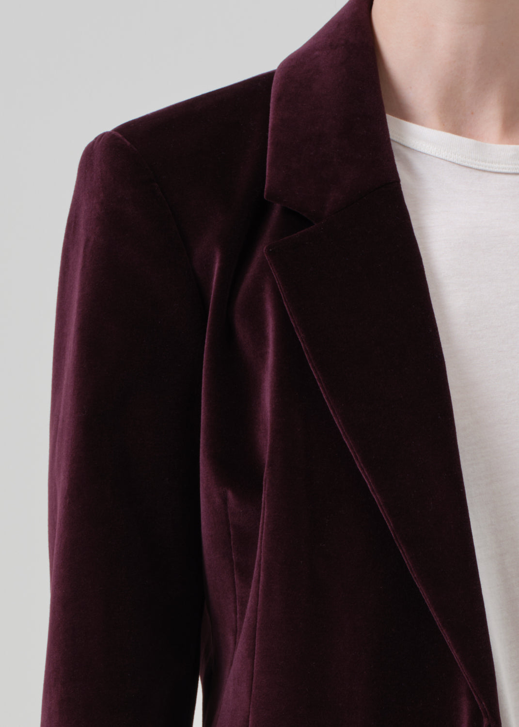 Matteau Blazer in Bordeaux detail