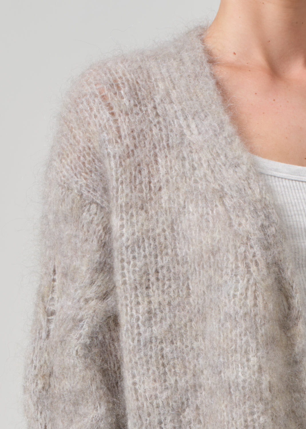 Padma Cable Cardigan in Oatmeal Grey detail