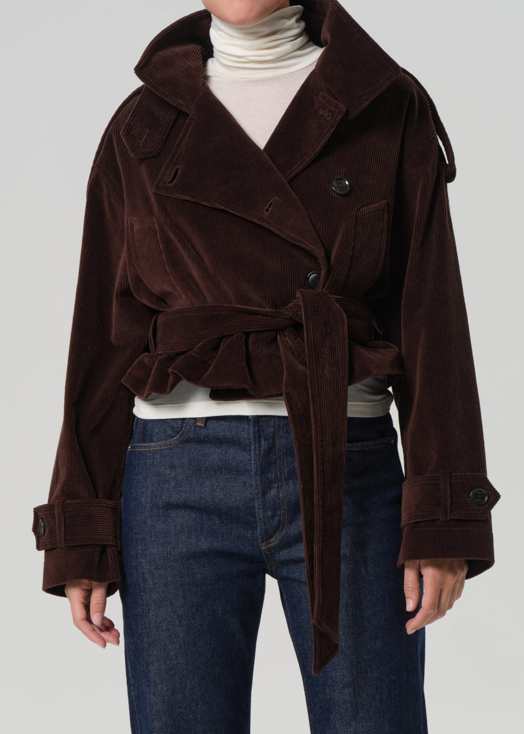 Short Favi Trench Corduroy in Manuka