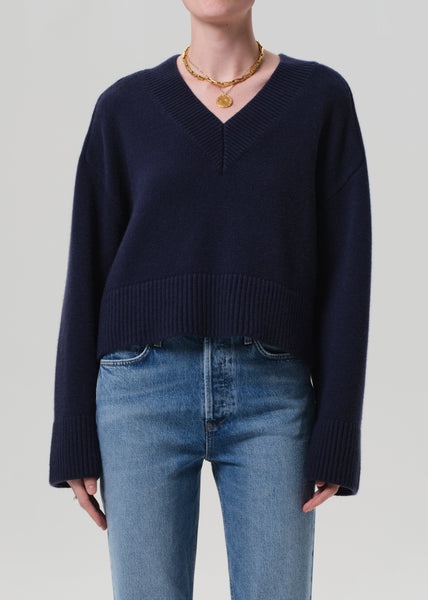 5167_GAZETTE_PUZZLE_V_NECK_SWE