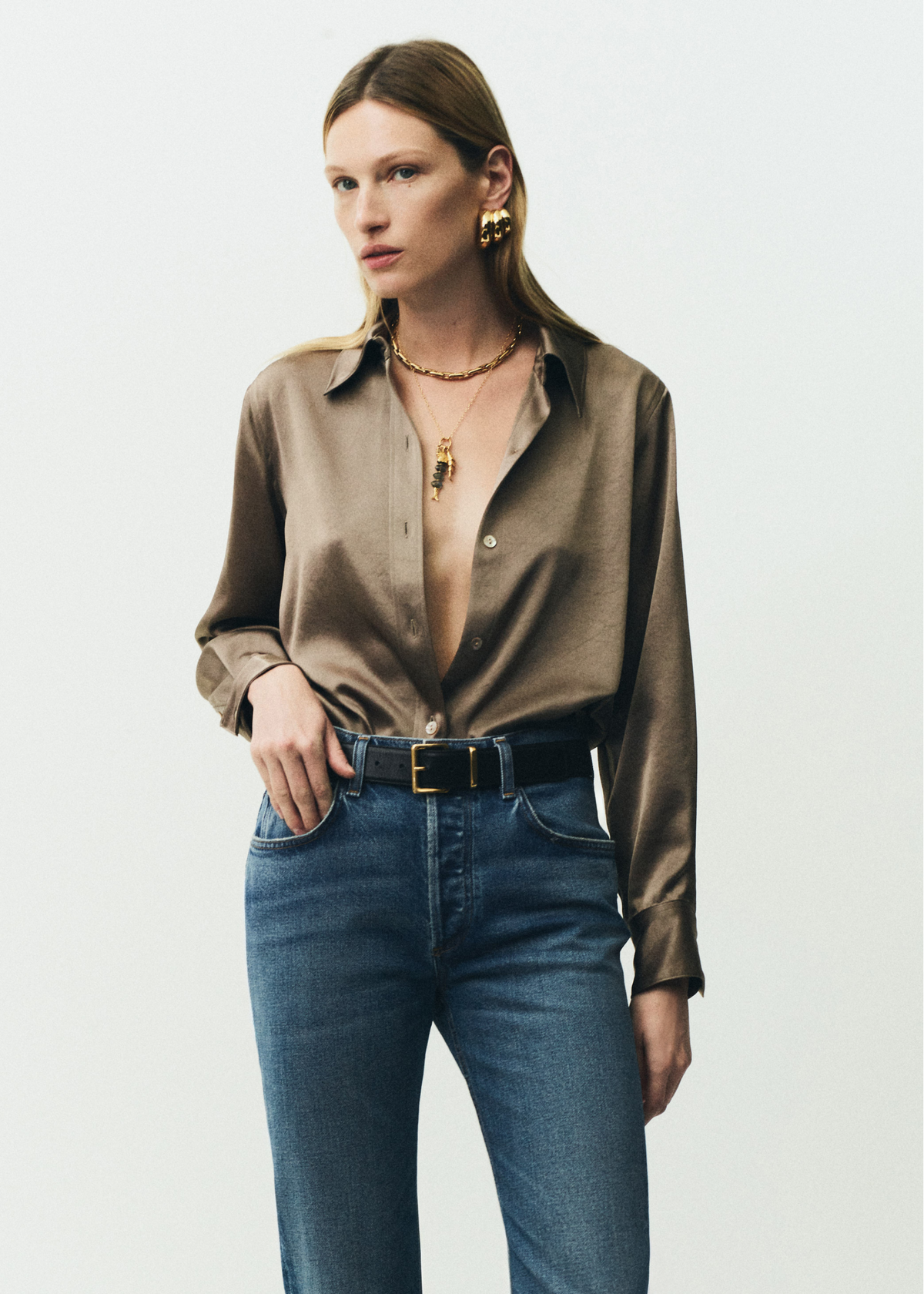 Savannah Jean in Cruise and Tullah Shirt in Cocoa