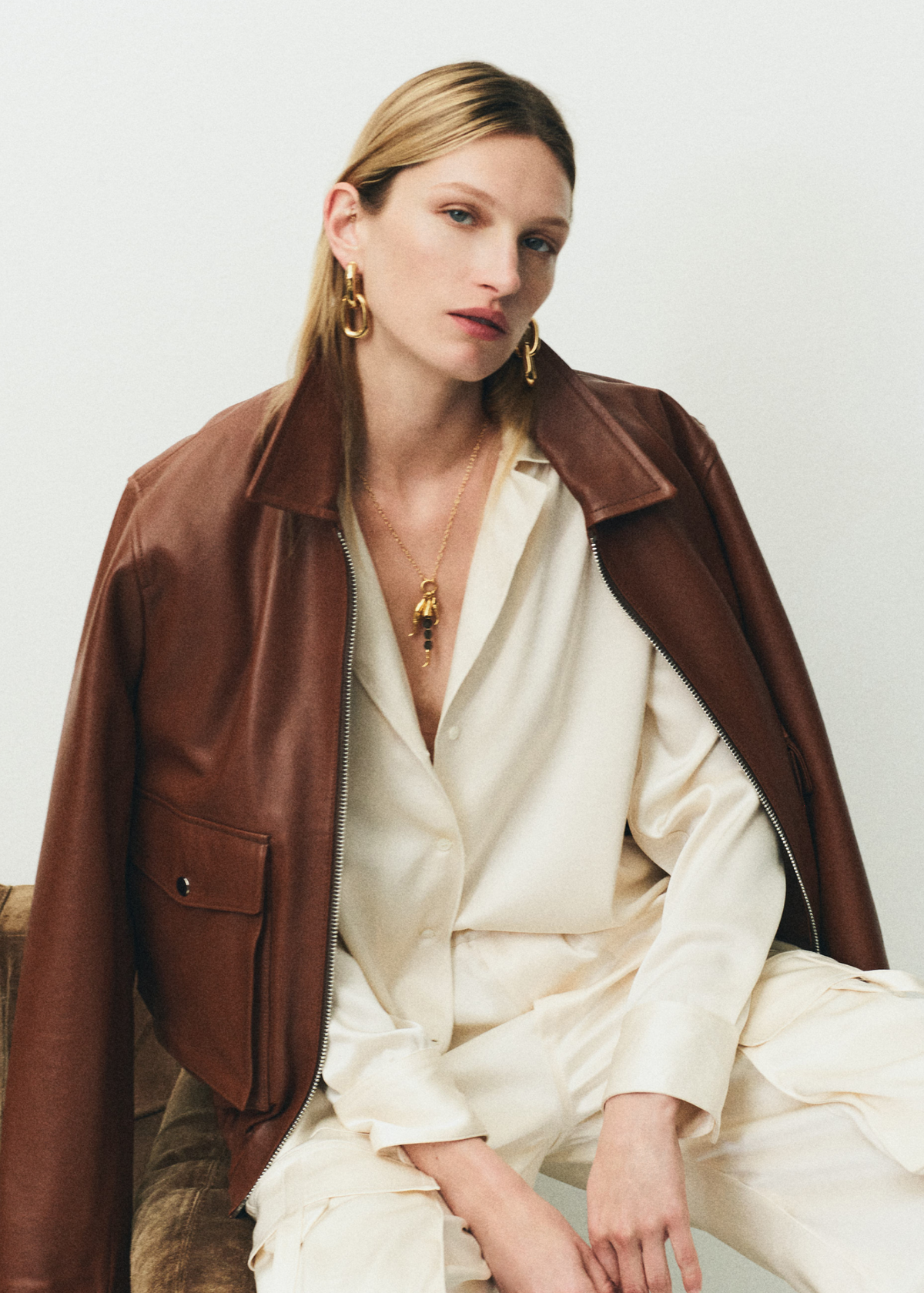 Andira Pull-on Satin in Cream, Prima Lounge Shirt Satin in Cream
