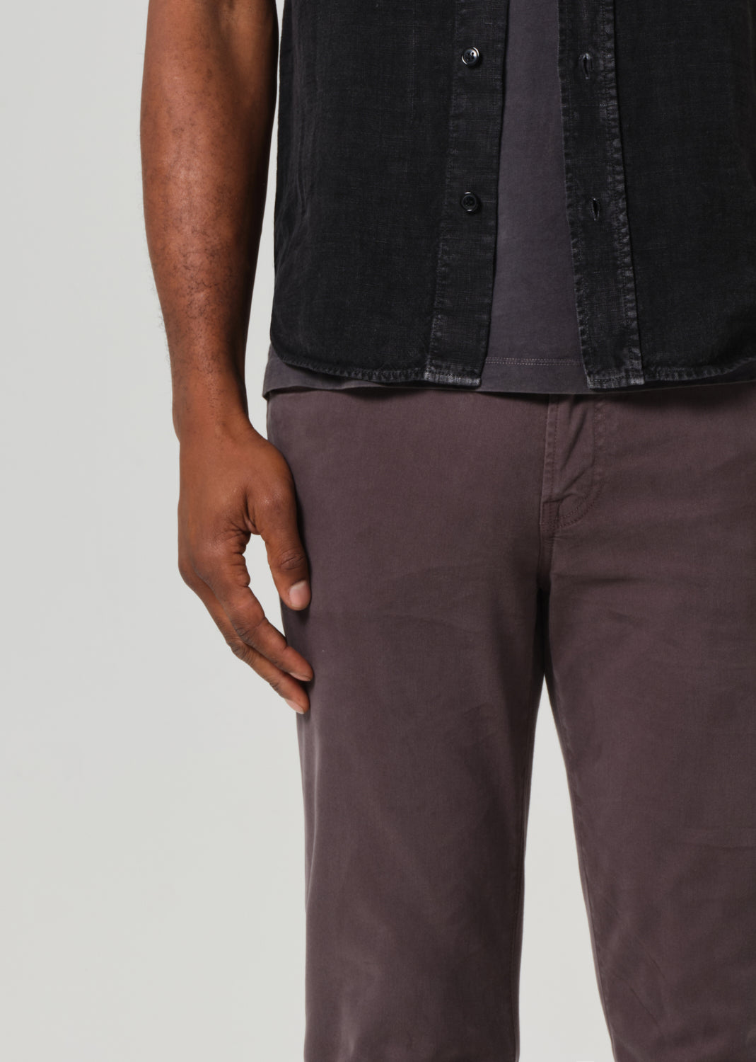 London Tapered Slim Stretch Sateen in Gravel detail