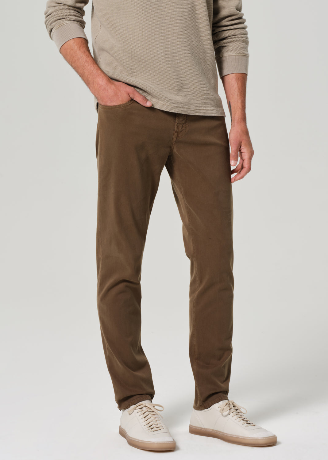 London Tapered Slim Stretch Sateen in Los Alivos front