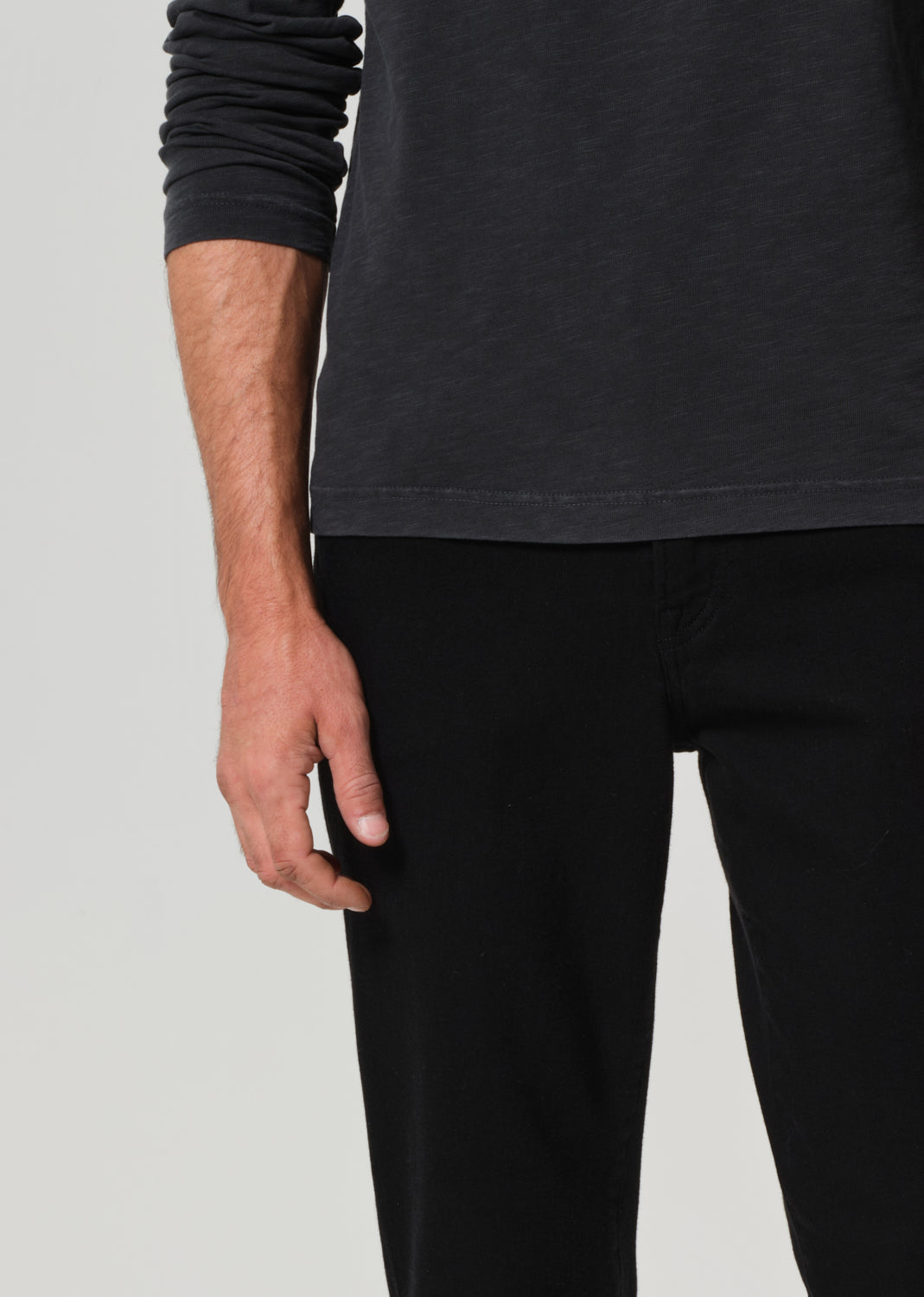 London Tapered Slim Cashmere Denim in Starless detail