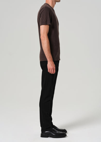 London Tapered Slim Perform in Raven side