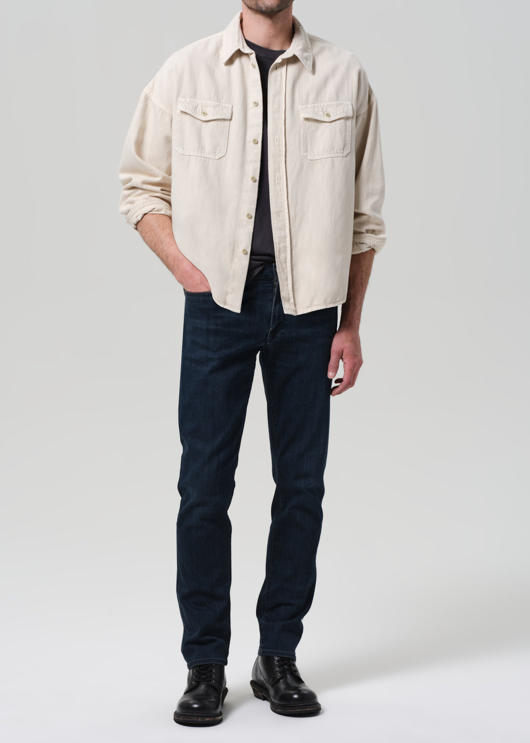 London Tapered Slim Perform in Undertow front