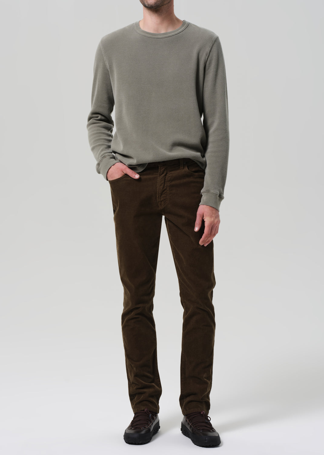 Gage Slim Straight Stretch Corduroy in Olive