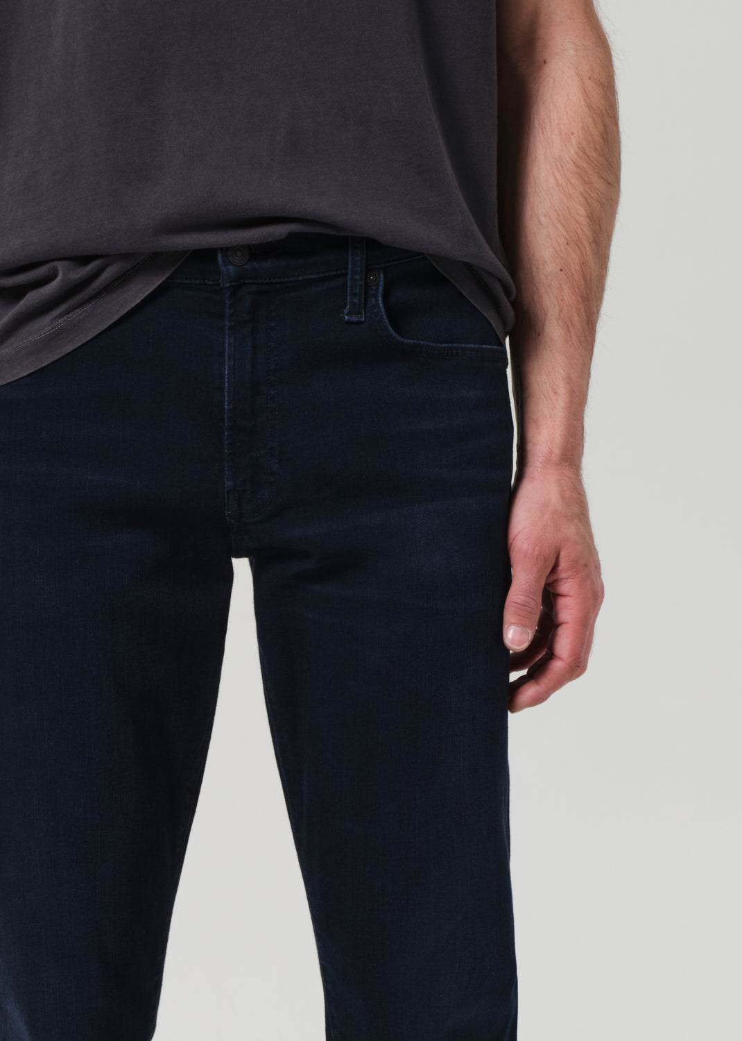 Gage Slim Straight Perform in Hyde detail