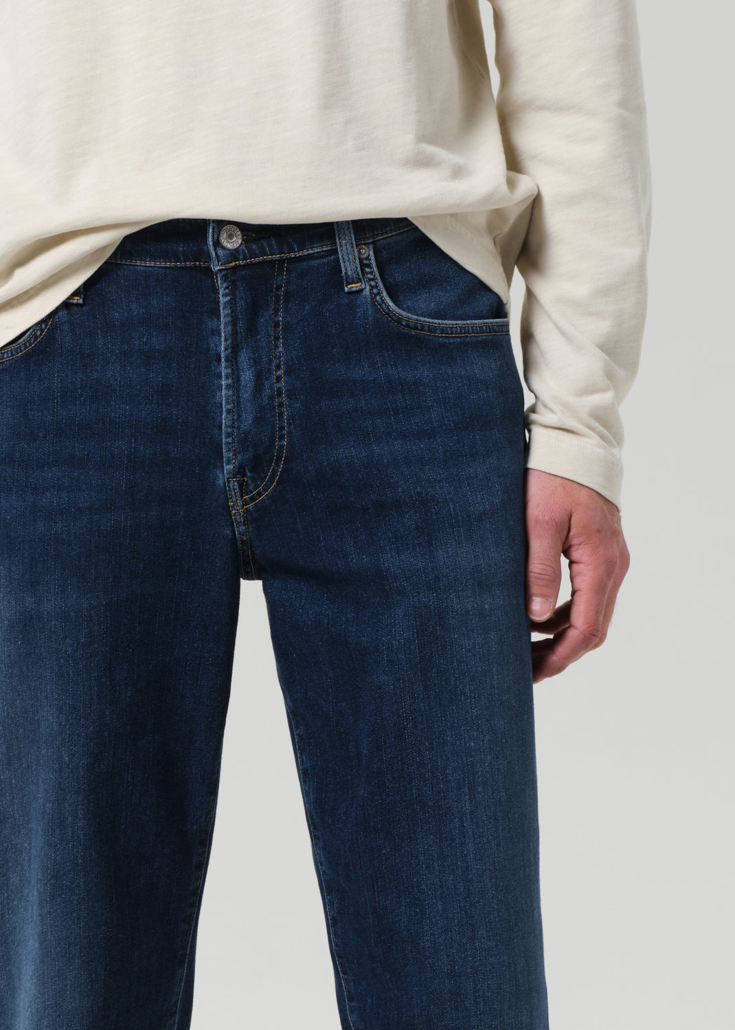 Elijah Straight Perform in Duke detail