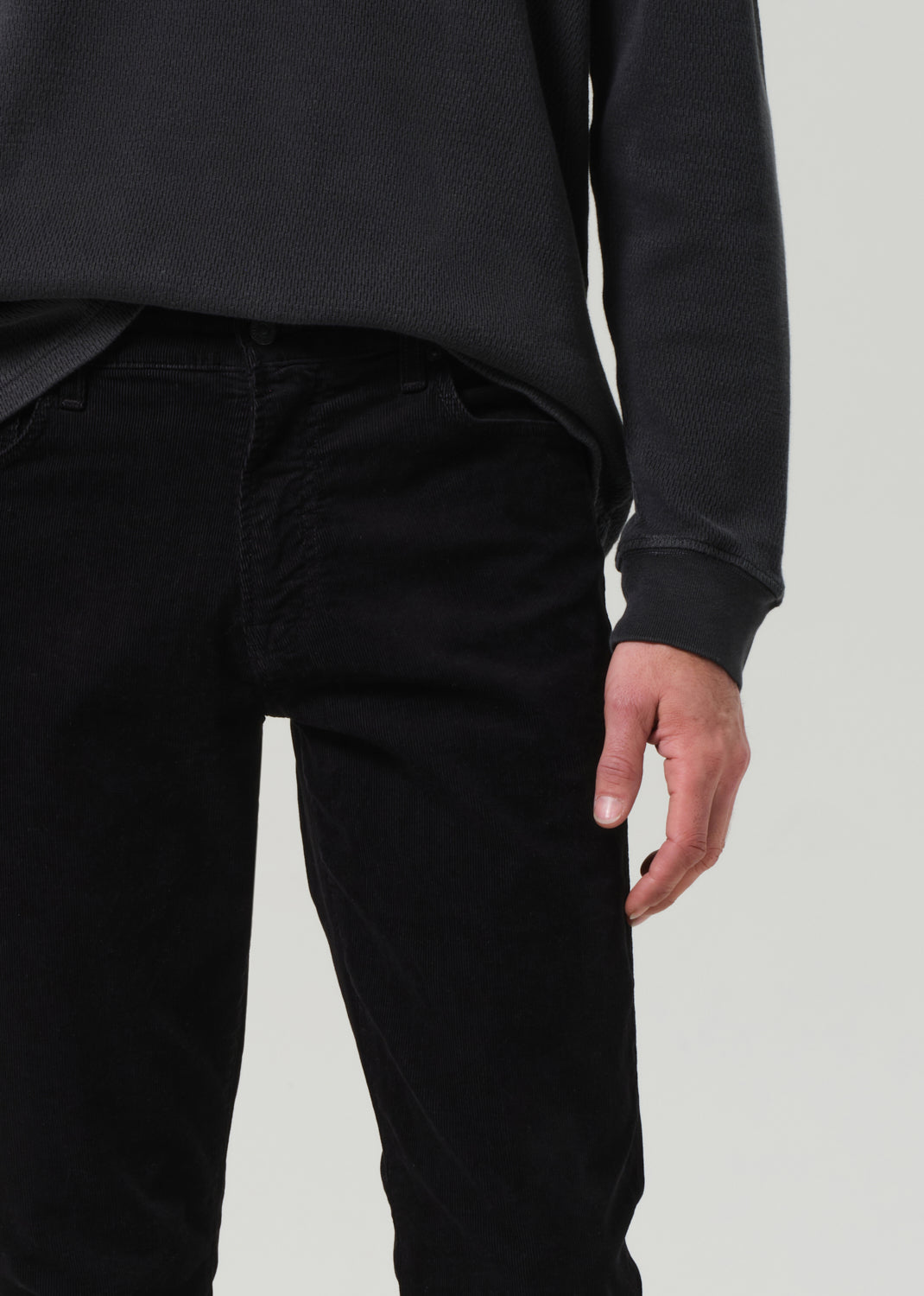 Elijah Straight Corduroy in Black detail