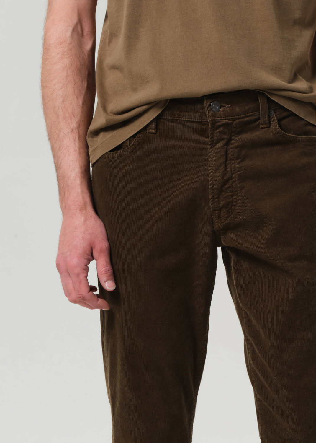 Elijah Straight Stretch Corduroy in Olive detail