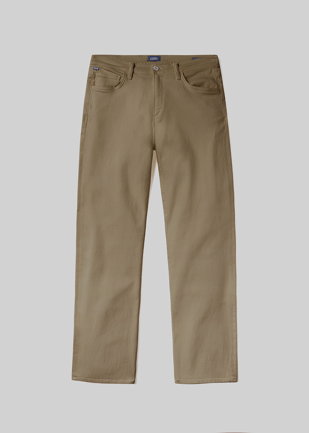 Elijah Straight Perform in Reservoir