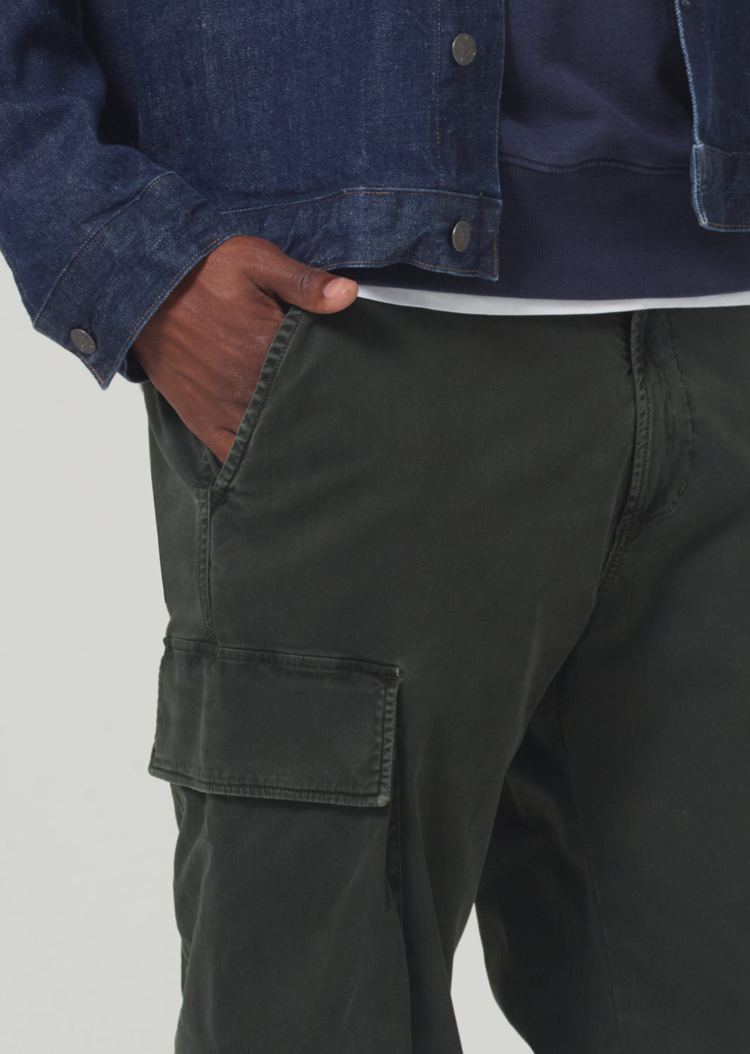 Dillon Cargo Brushed Twill in Field detail