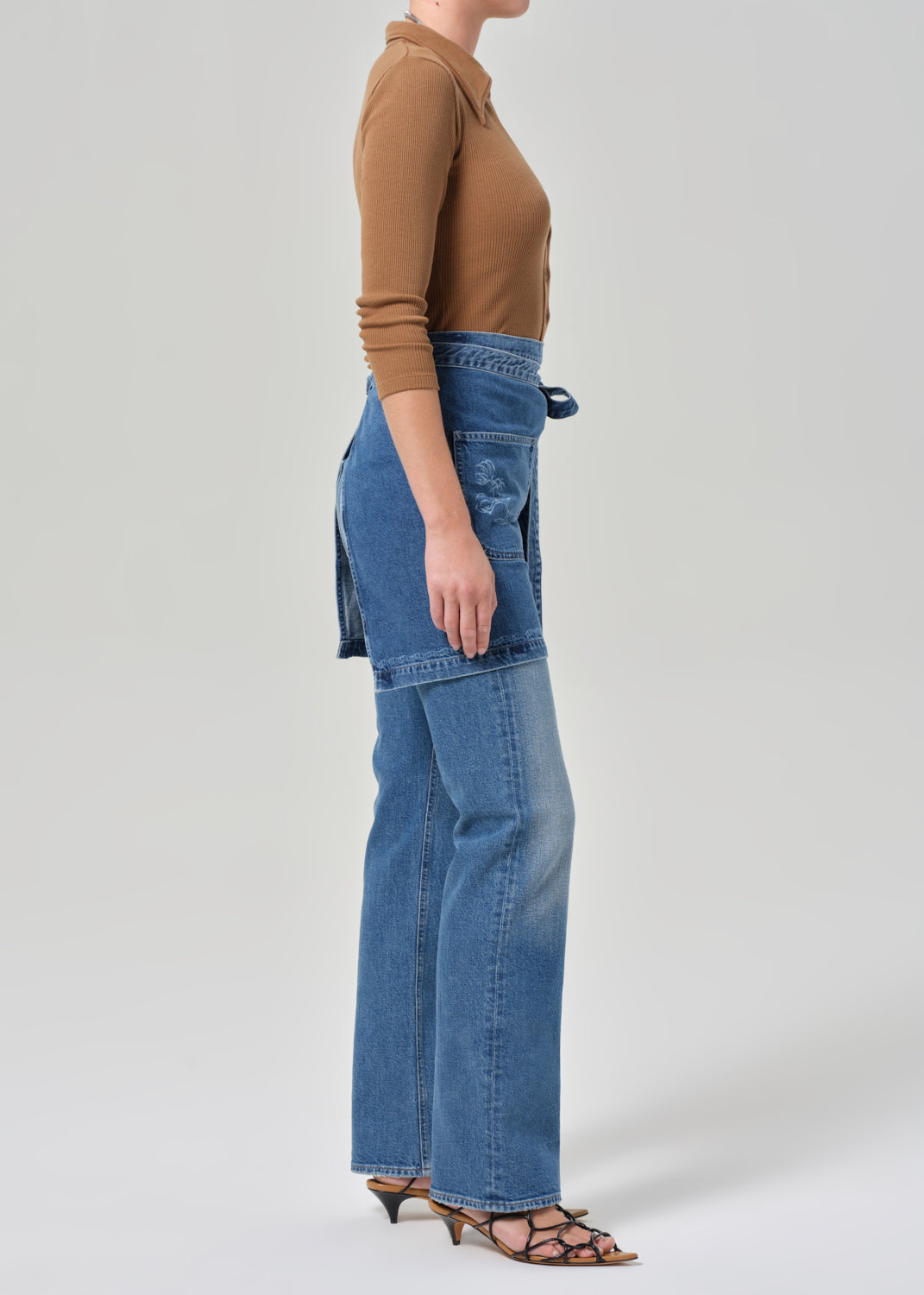 Moda Apron in Beacon