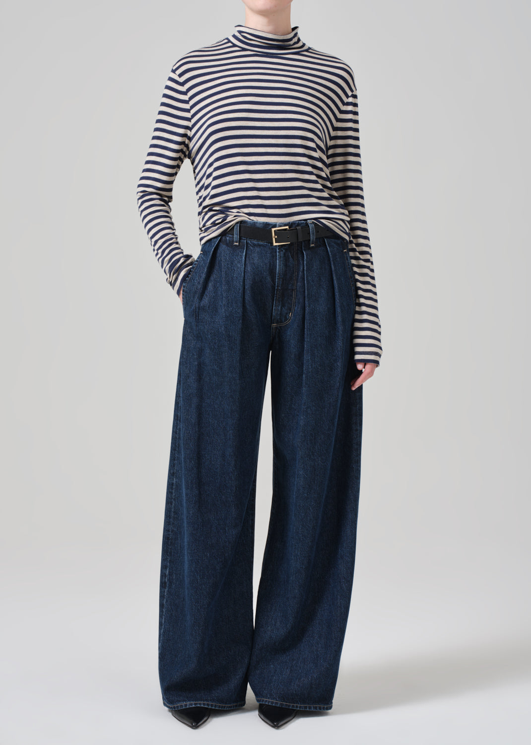 Alexandra Turtleneck in Navy Stripe ful lfront