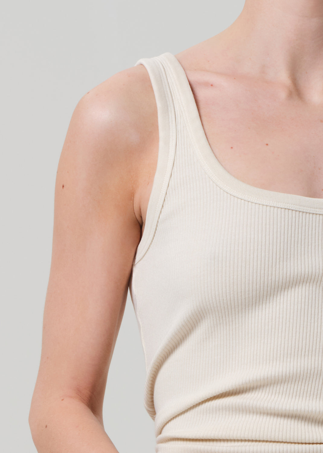 Faye Tank in Dune detail