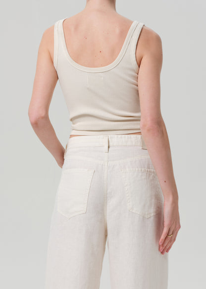 Faye Tank in Dune back