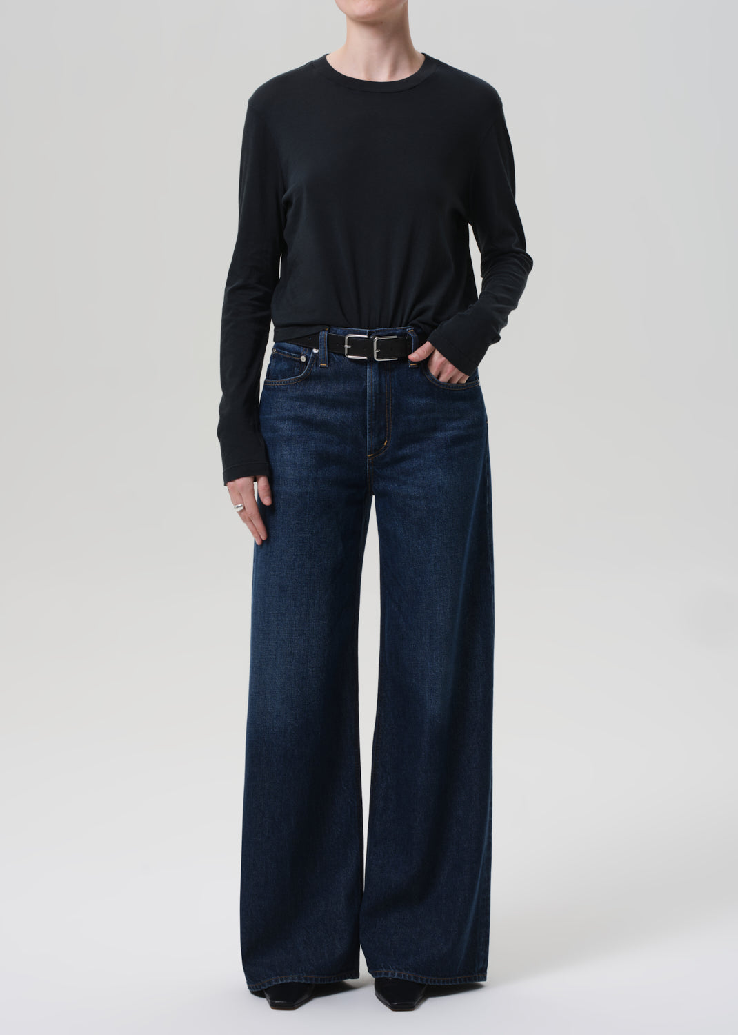 Sabine Cropped Long Sleeve in Washed Black front