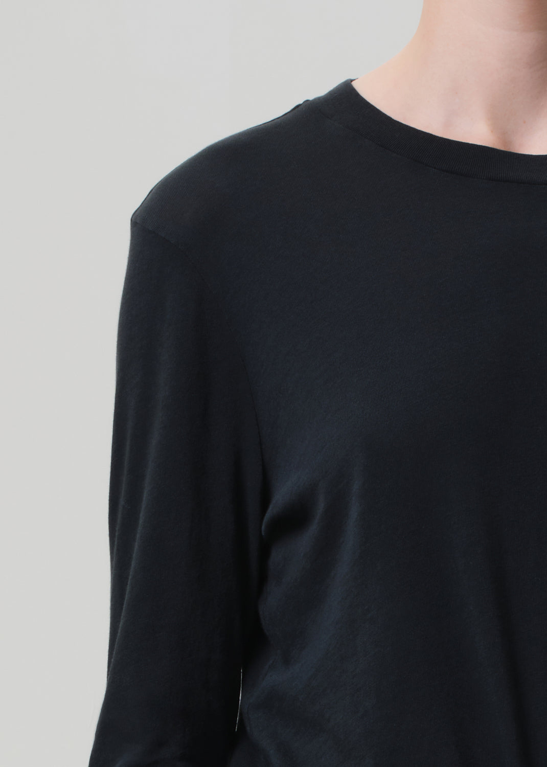 Sabine Cropped Long Sleeve in Washed Black detail