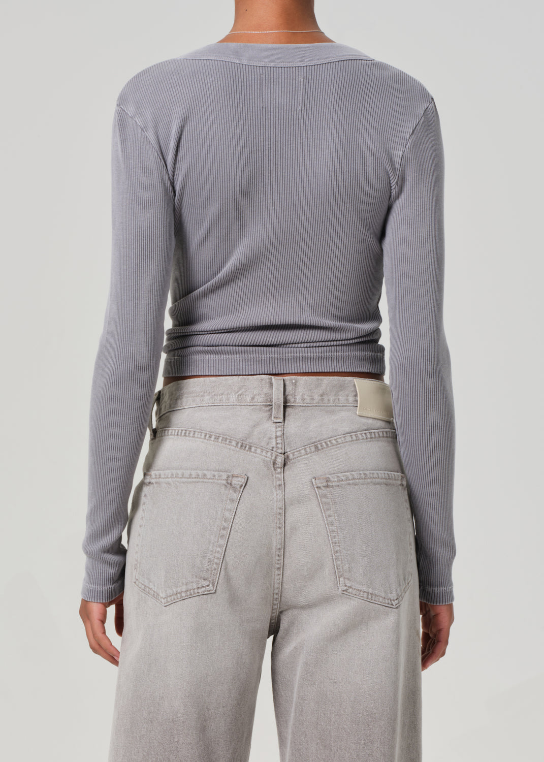 Varra Henley in Balboa